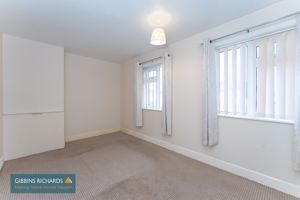 Bedroom- click for photo gallery